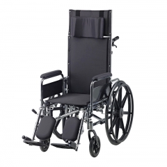 Inclinazione nella sedia a rotelle manuale